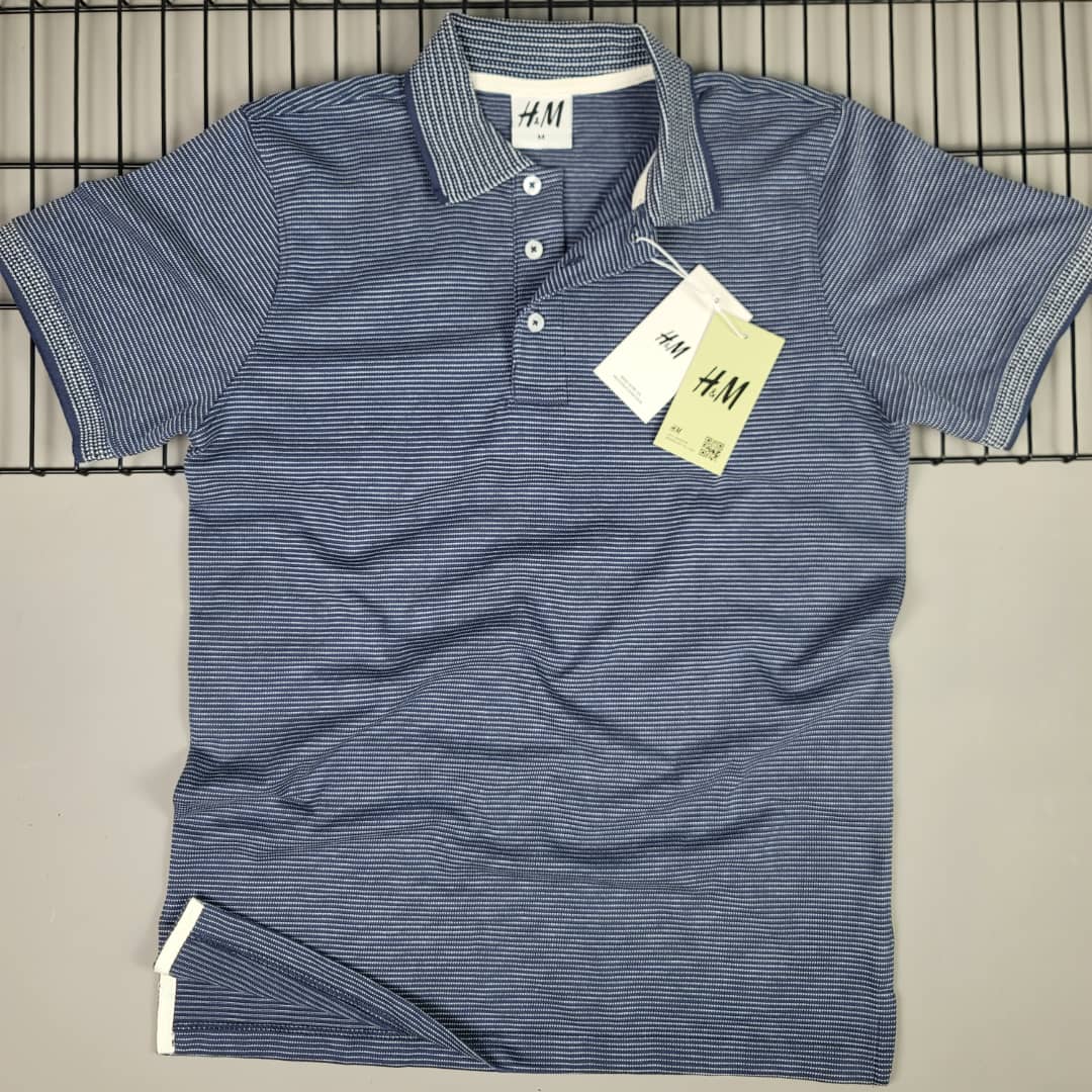T-shirt polo