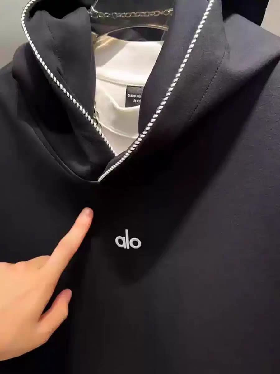 T/طقم رياضي عصري