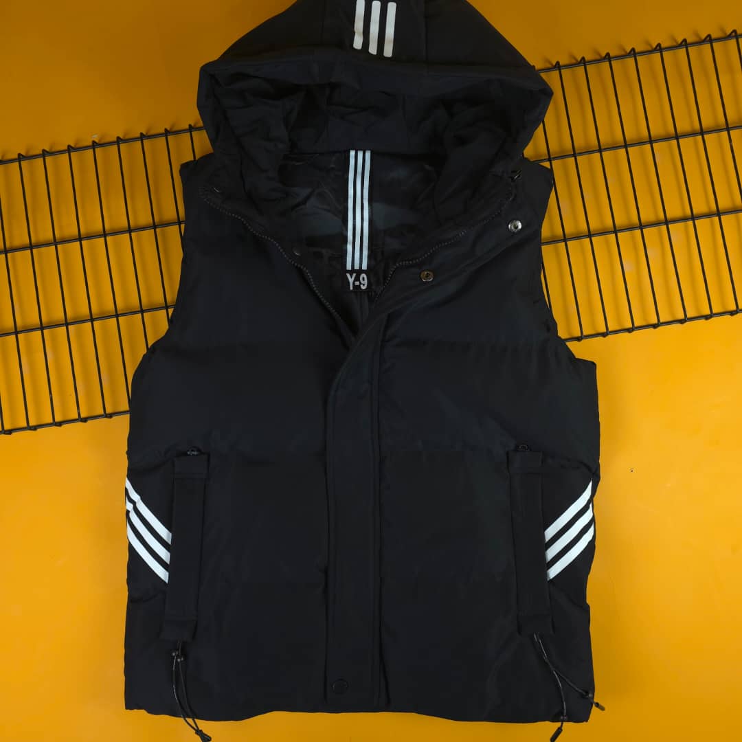 سترة بدون اكمام للرجال