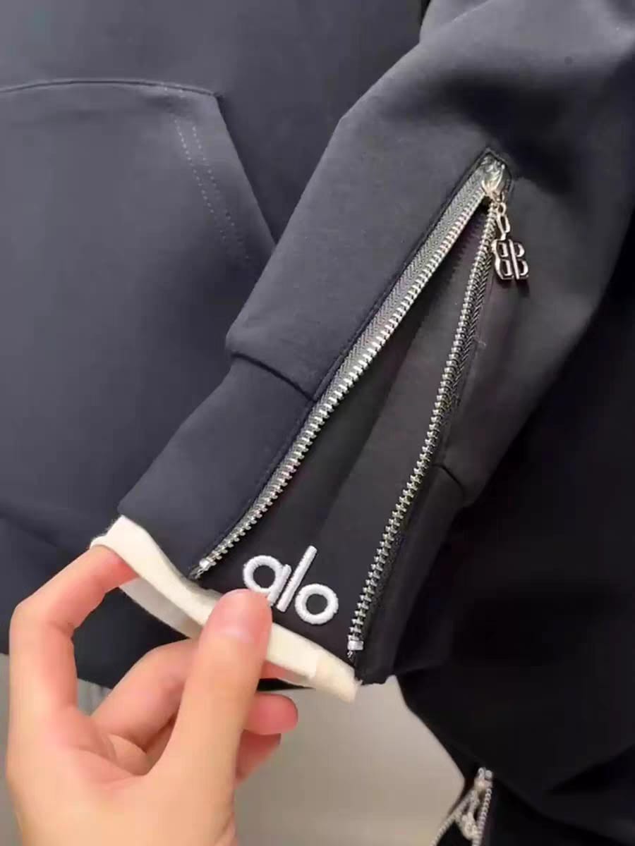 T/طقم رياضي عصري