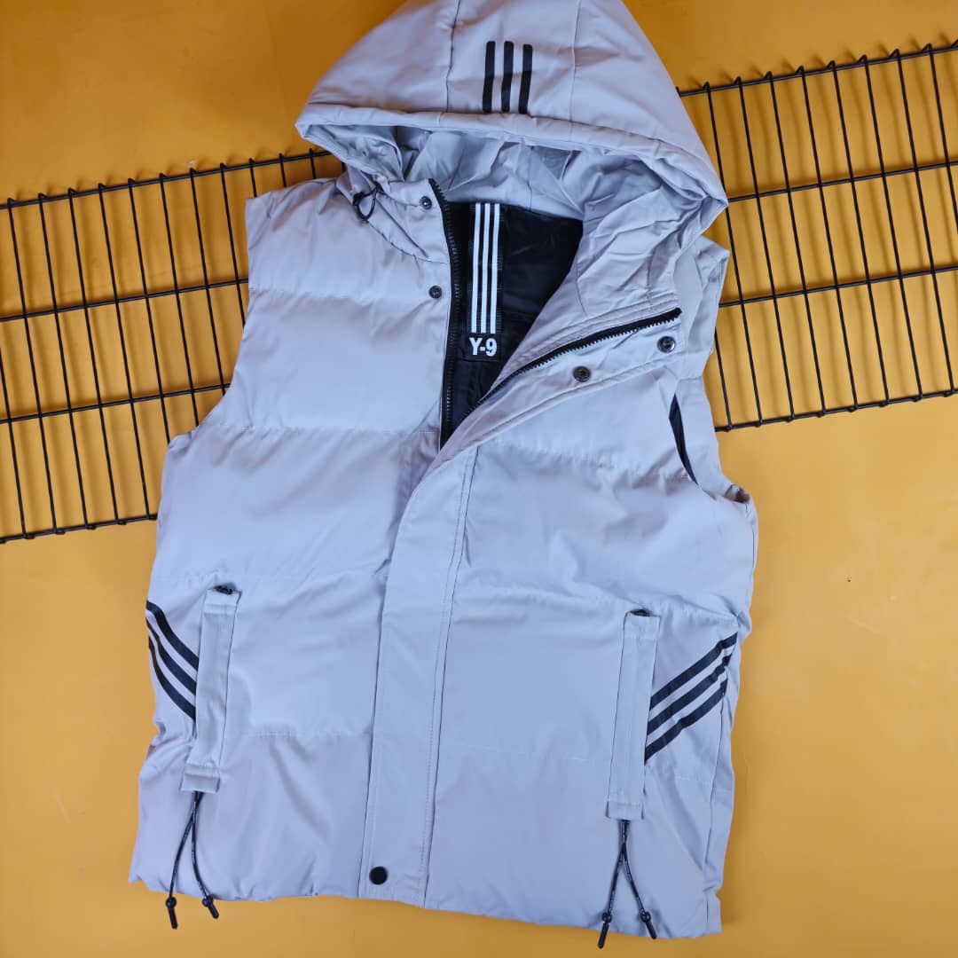 سترة بدون اكمام للرجال