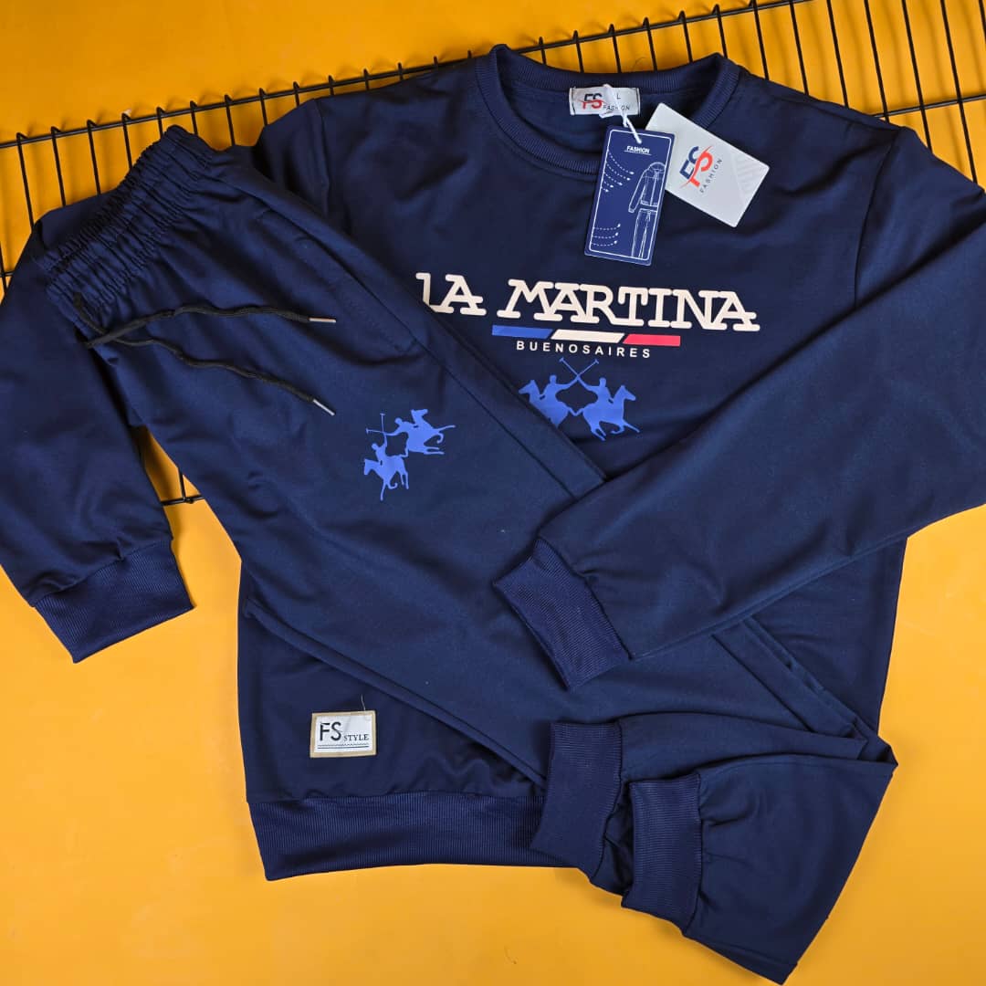 طقم أنيق للرجال