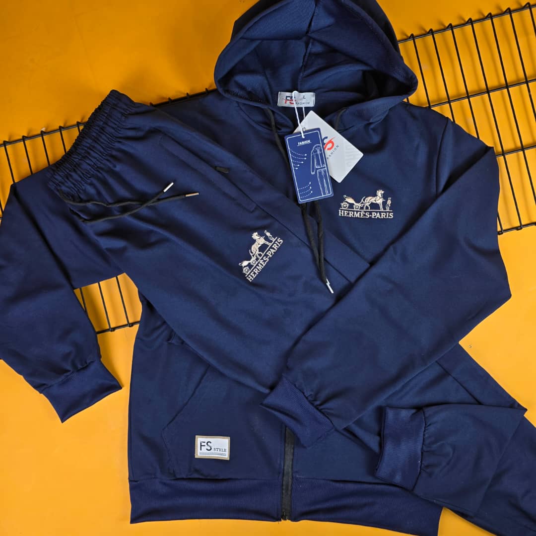 طقم يجعلك تشعر بالراحة والأناقة